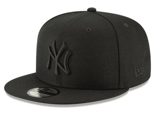 New York Yankees Black on Black 59FIFTY Cerrada