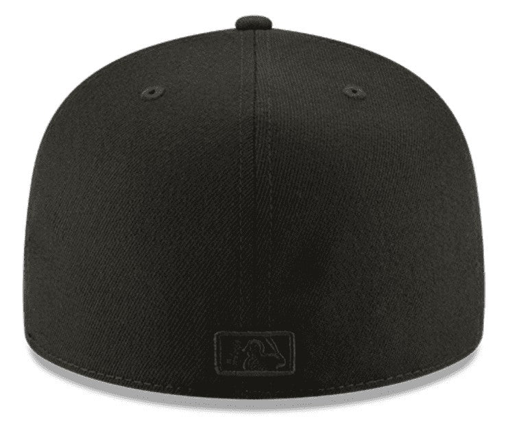New York Yankees Black on Black 59FIFTY Cerrada