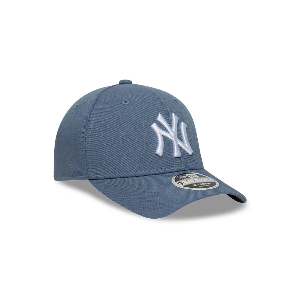 New York Yankees MLB League Essentials 9FORTY M-Crown
